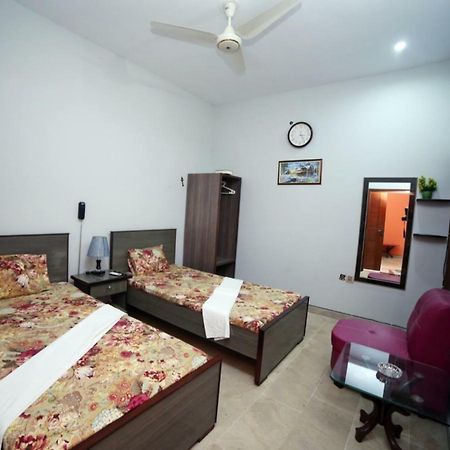 Season Inn การาจี ภายนอก รูปภาพ