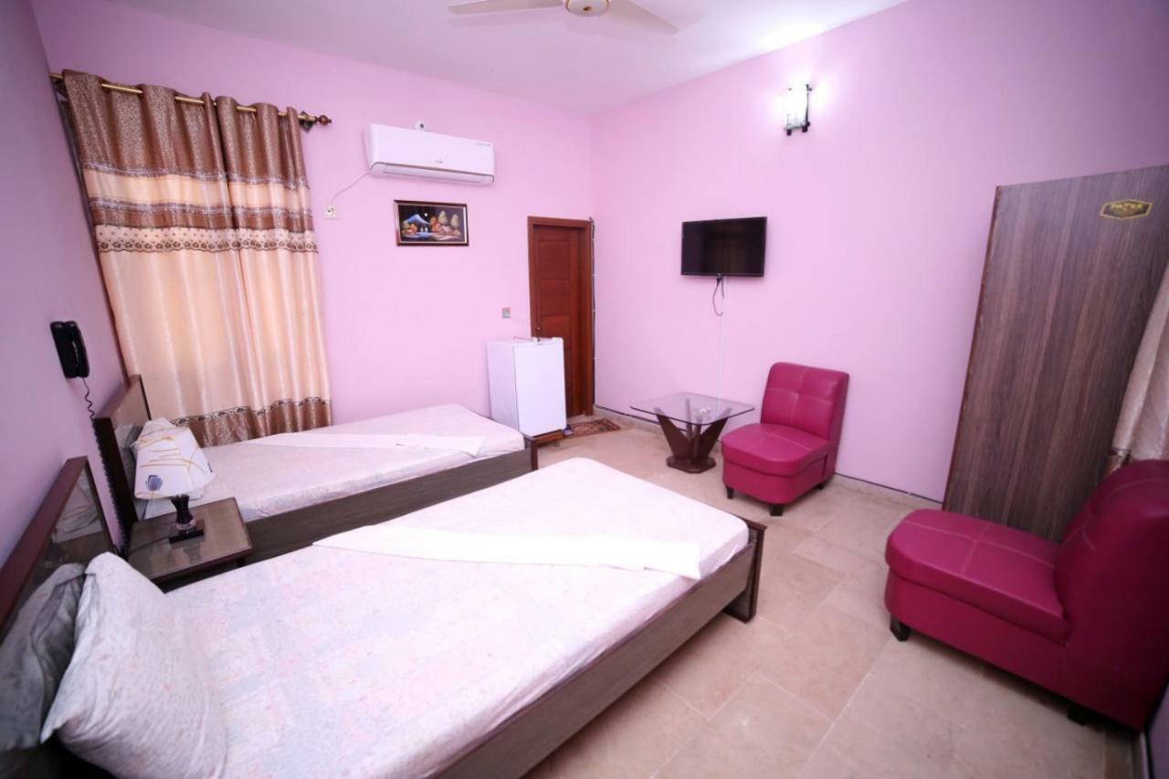 Season Inn การาจี ภายนอก รูปภาพ